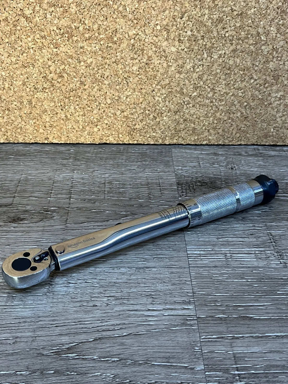 Llave de trinquete dinamométrica Amazon Basics