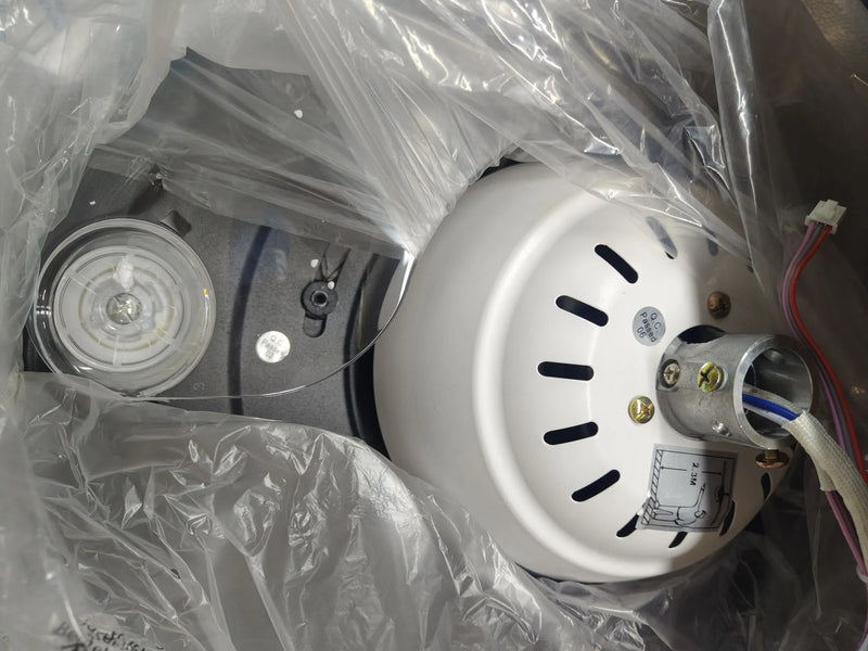 Ventilador de techo con luz - Fabrilamp