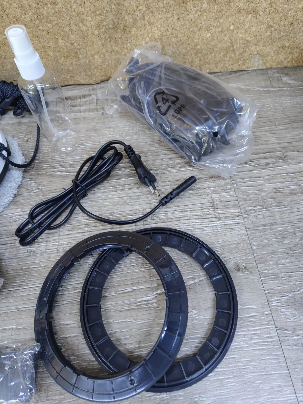 Robot limpiacristales eléctrico