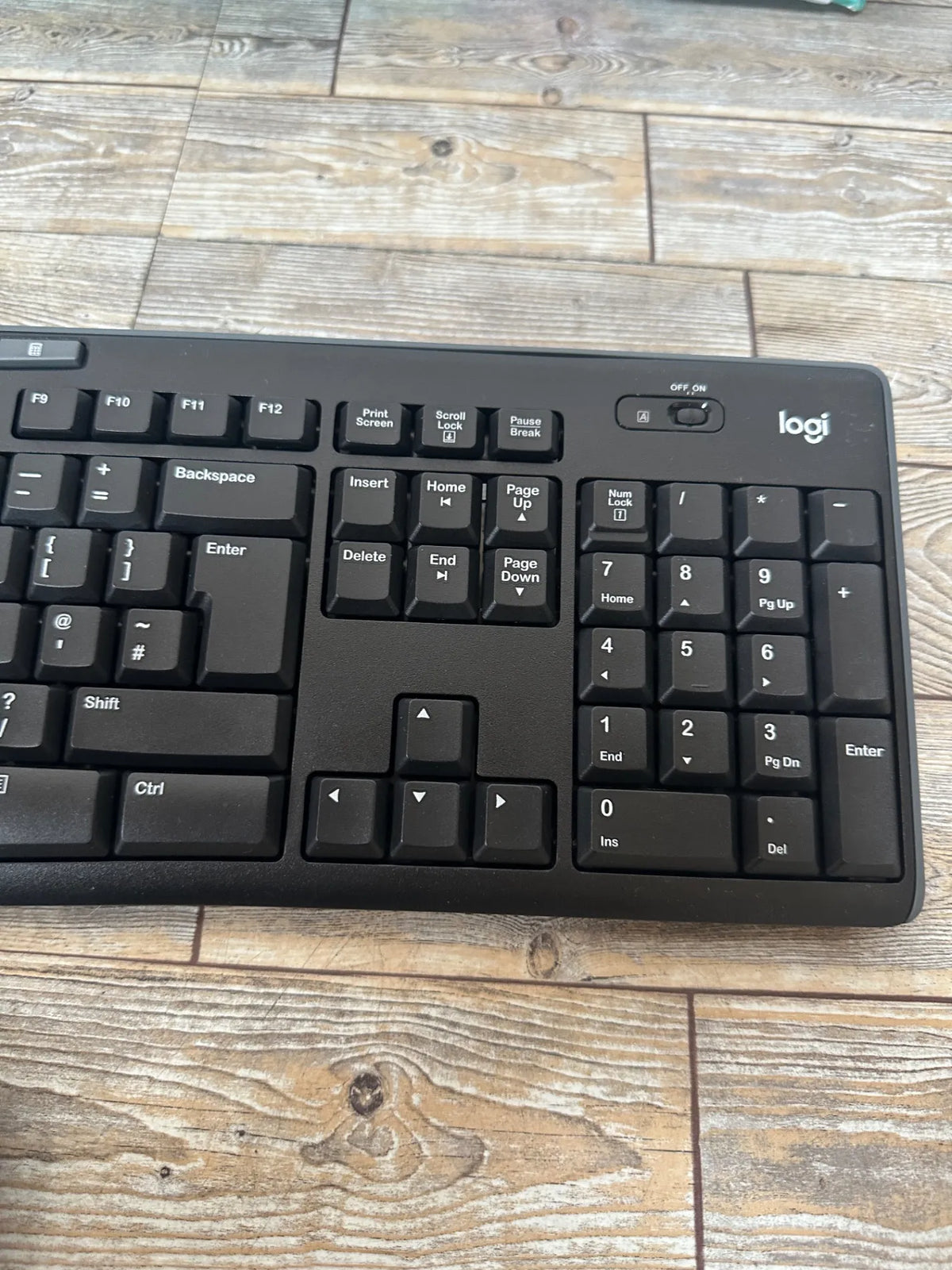 Teclado y ratón Logitech