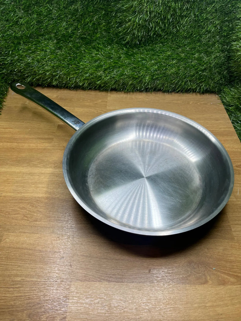 Sartén 24 cm Sin Revestimiento Antiadherente WMF