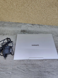 Portátil Lenovo Yoga Slim 7