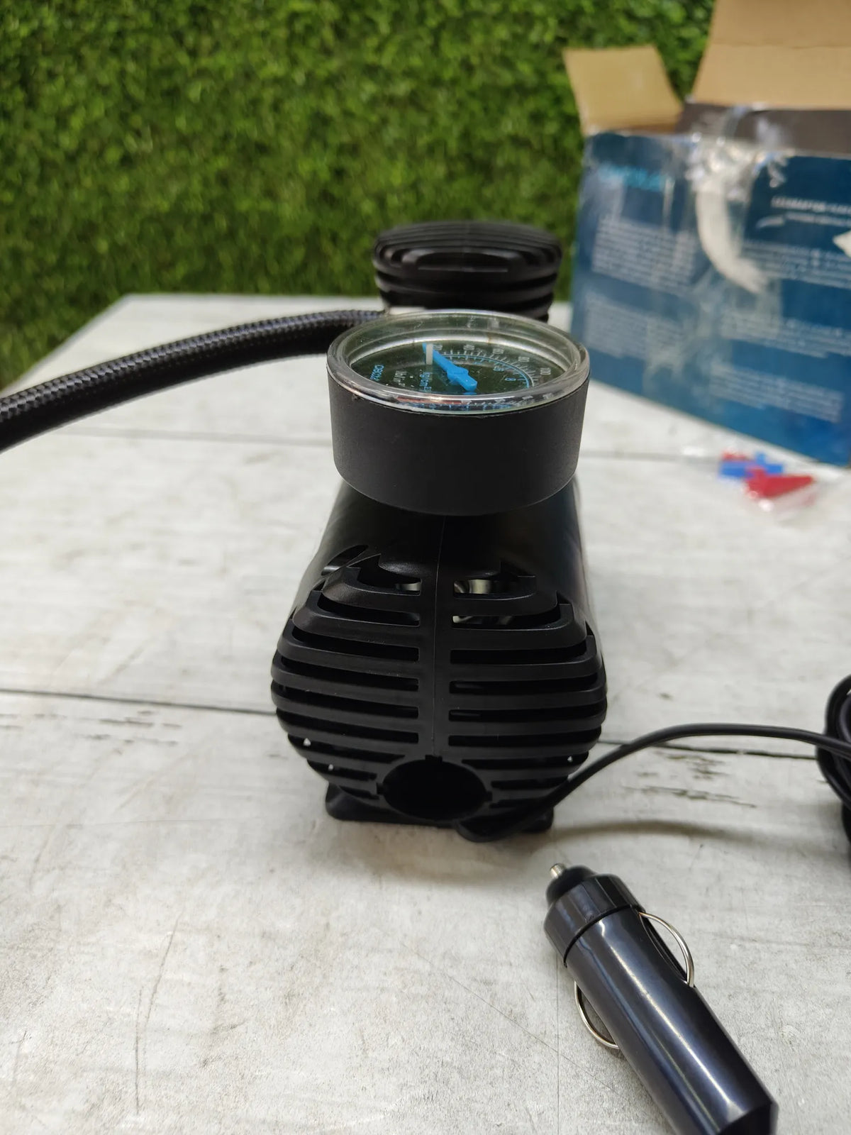 Hinchador eléctrico con voltaje 12v - Cecotec