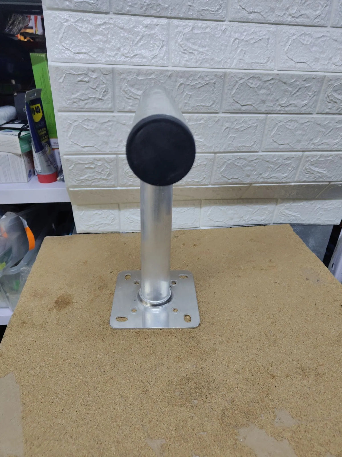 Soporte de pared para antena