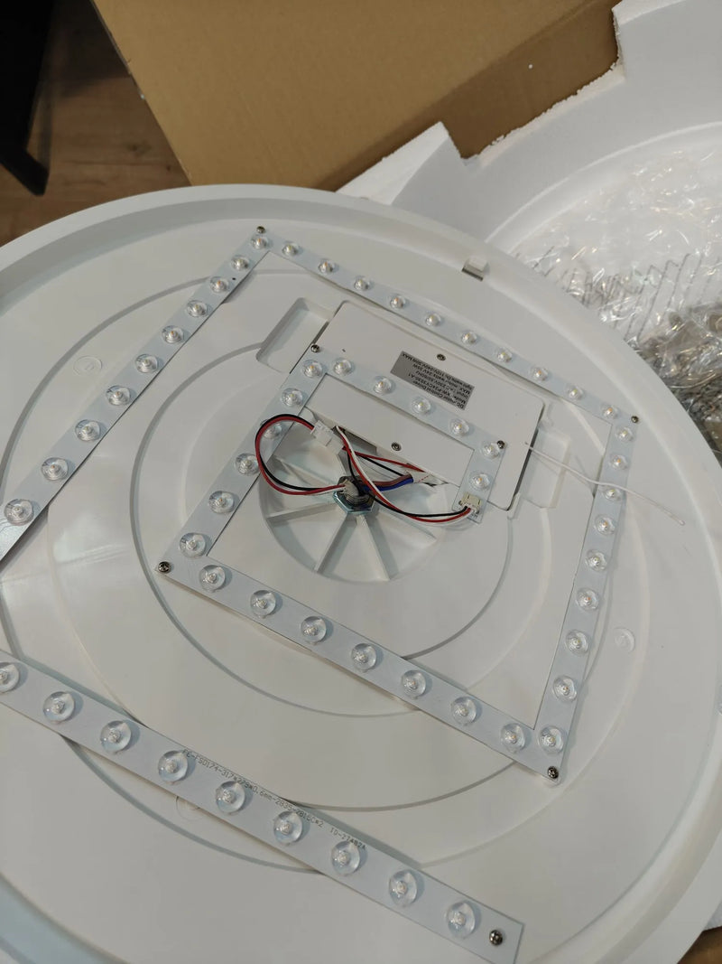 Ventilador de techo con luz - Cecotec