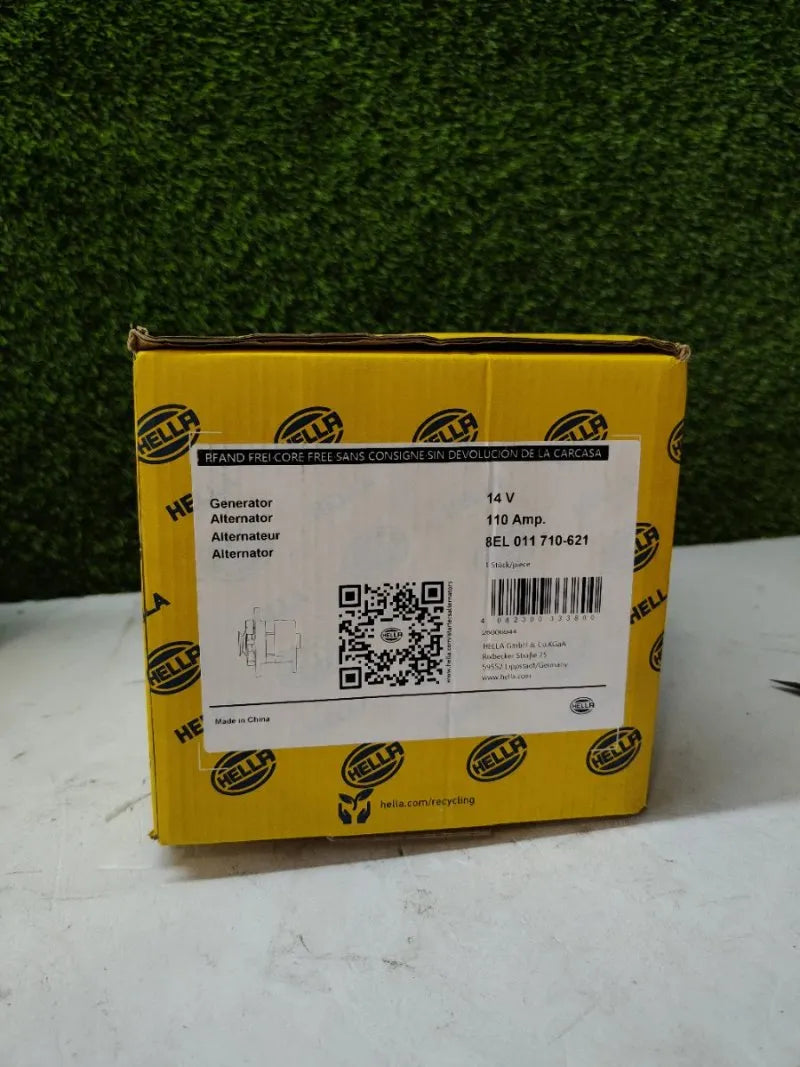 HELLA 8EL 011 710-621 Alternador - 14V - 110A
