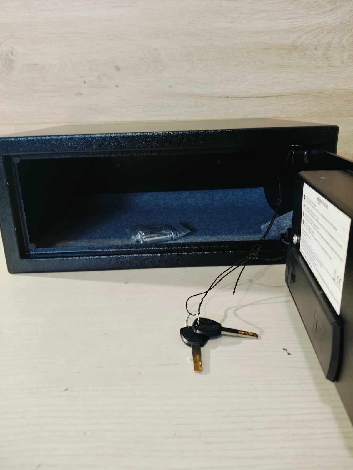 Caja Fuerte de Seguridad - Amazon Basics