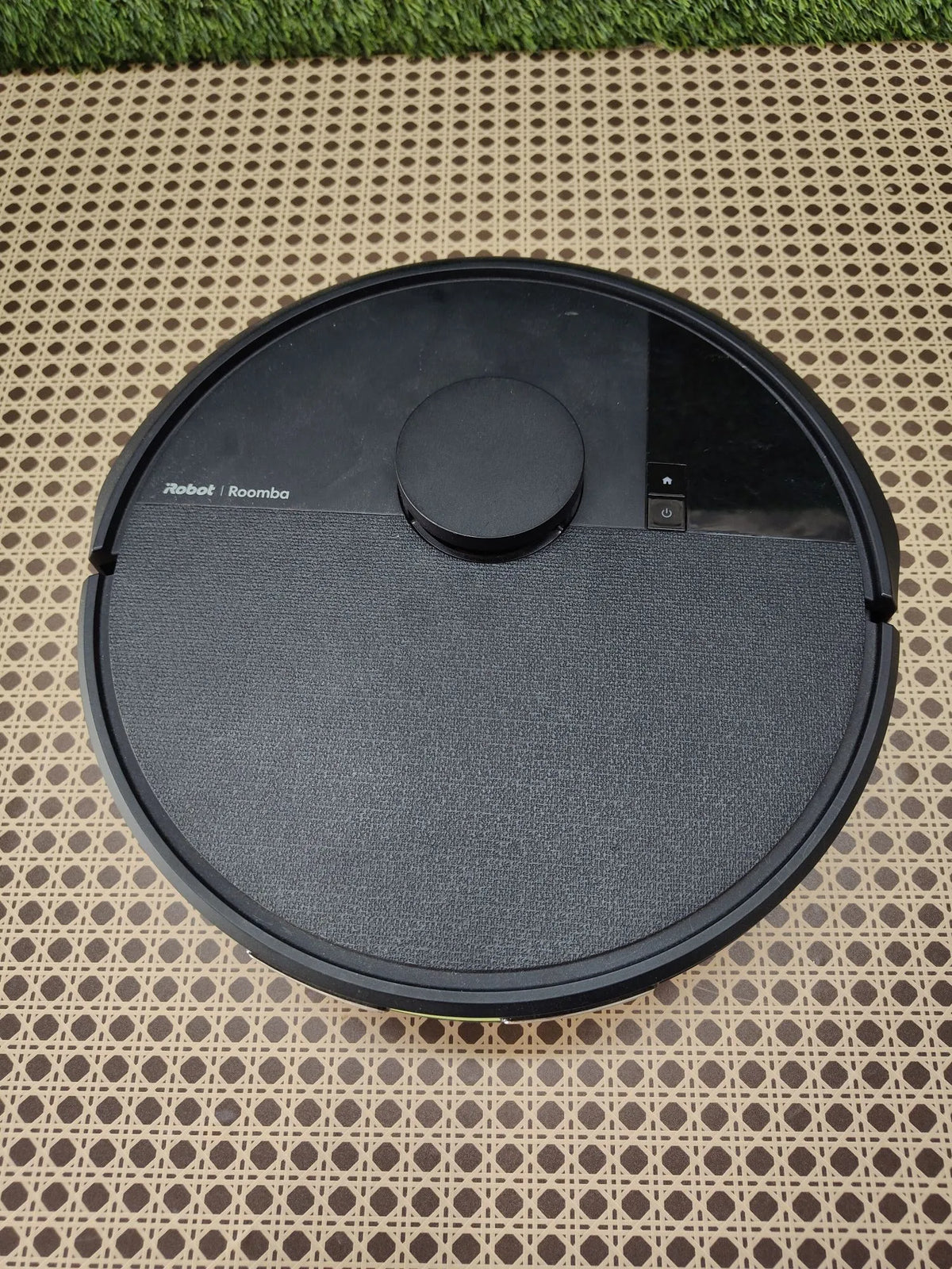Aspirador y friegasuelos con mapeo - Irobot