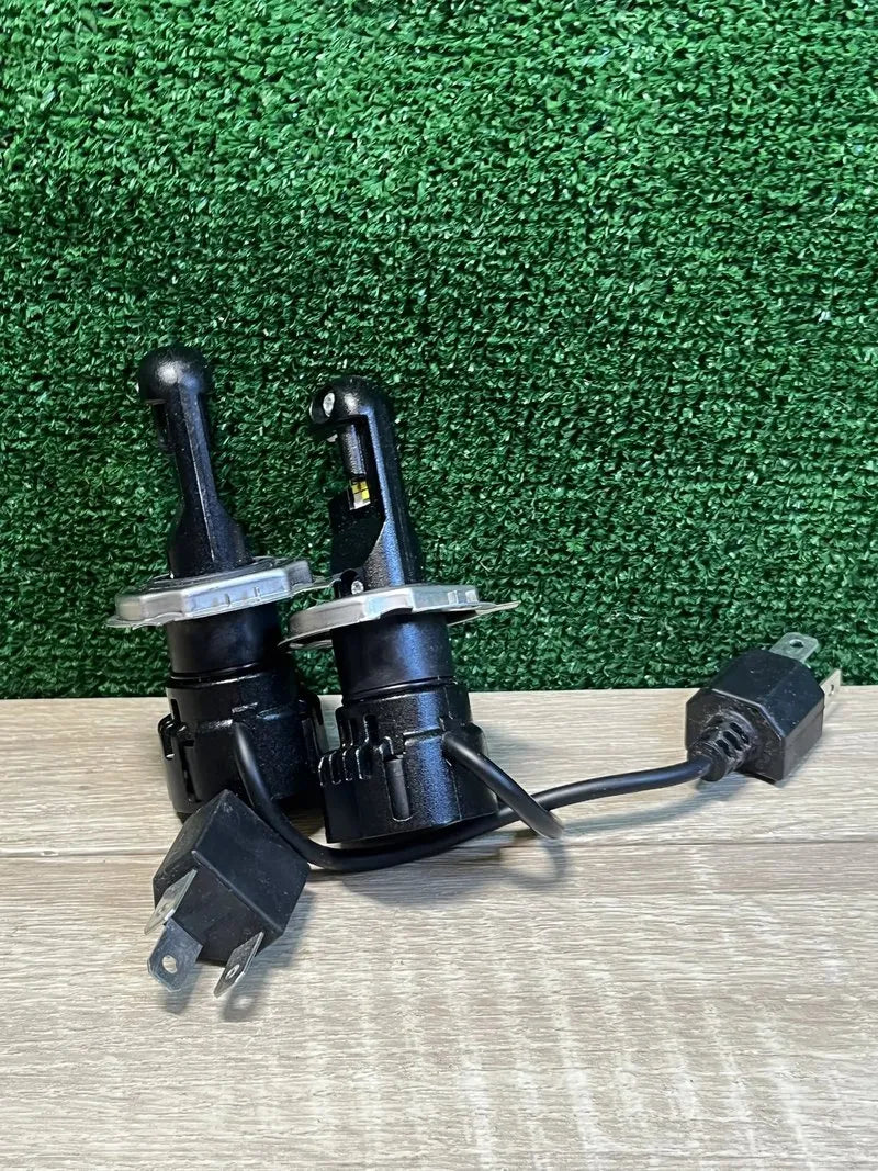 Luz de cruce y de carretera LED homologada OSRAM