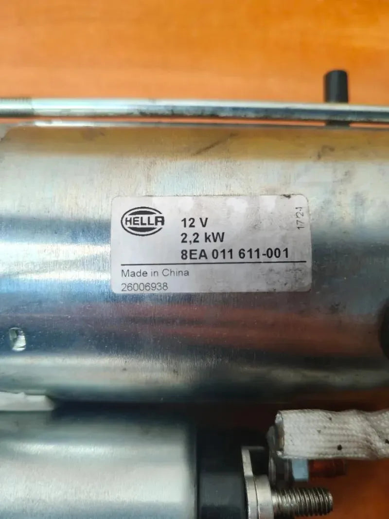 Motor de arranque HELLA 12V 2,2kV