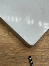 Toallero de mano con base de mármol para baño