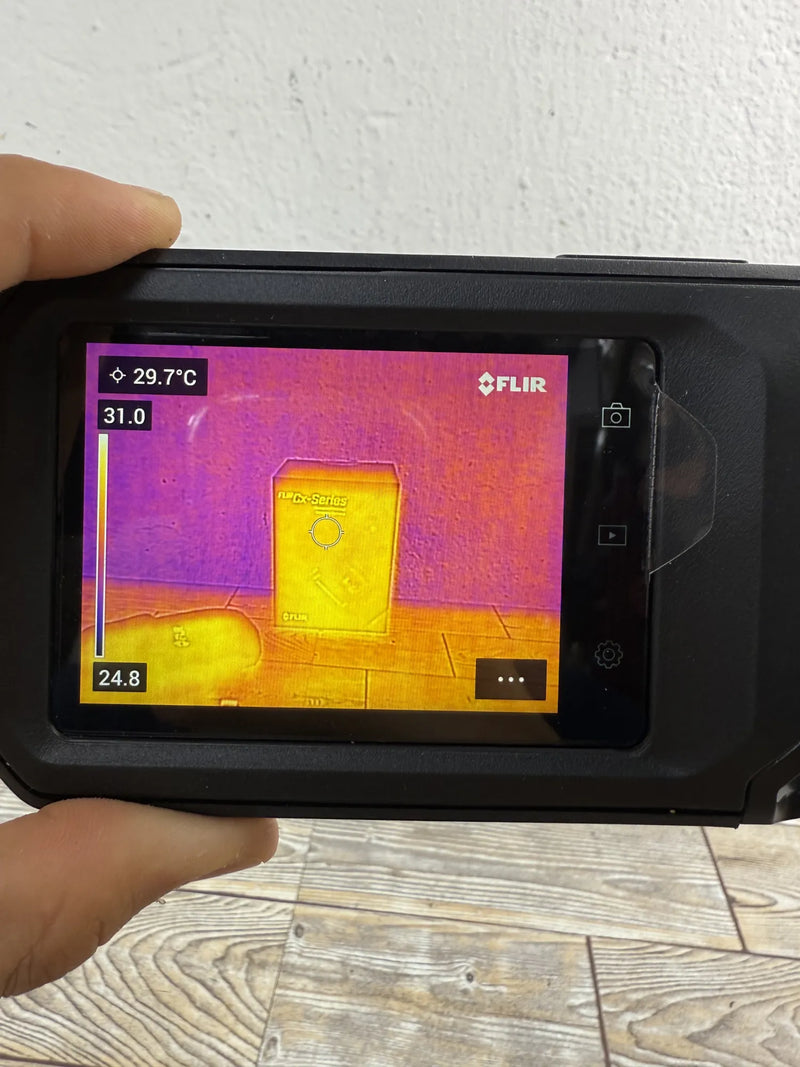 Cámara de imágenes térmicas - FLIR
