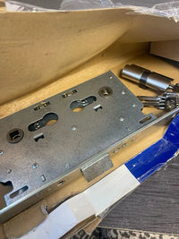 Cerradura de Embutir con Cilindro de Seguridad