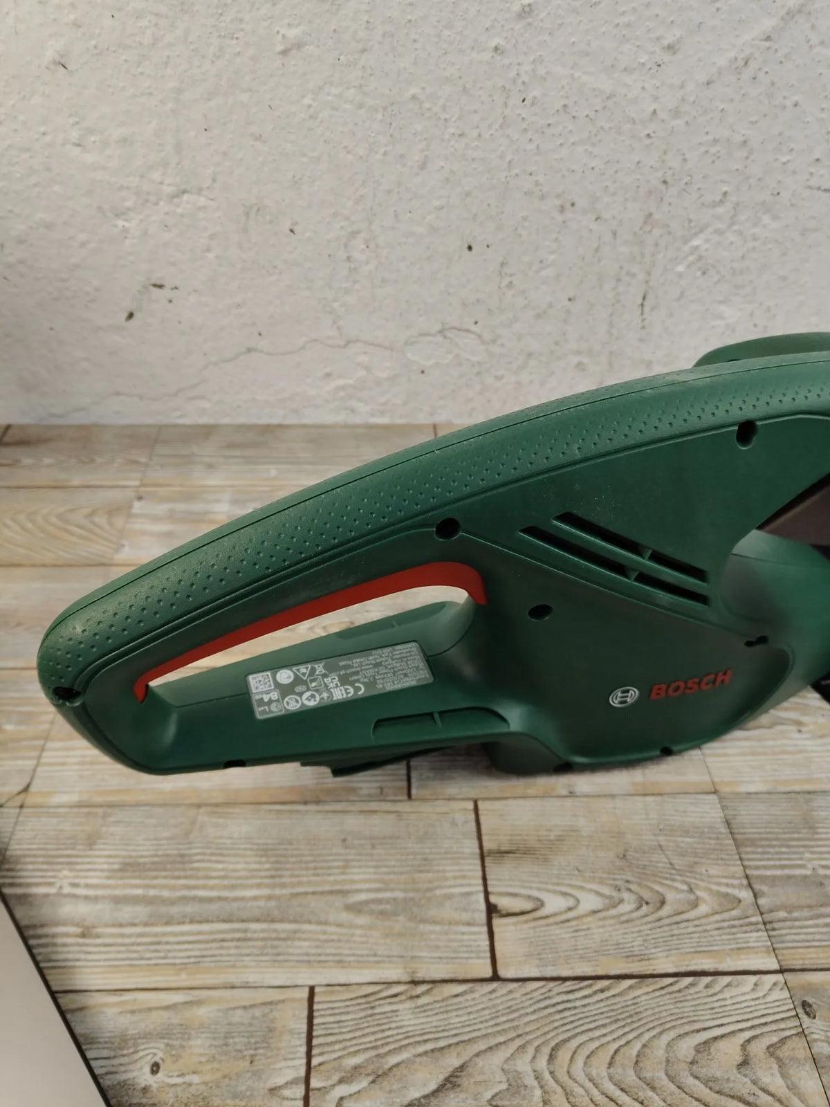 Cortasetos a batería EasyHedgeCut - Bosch
