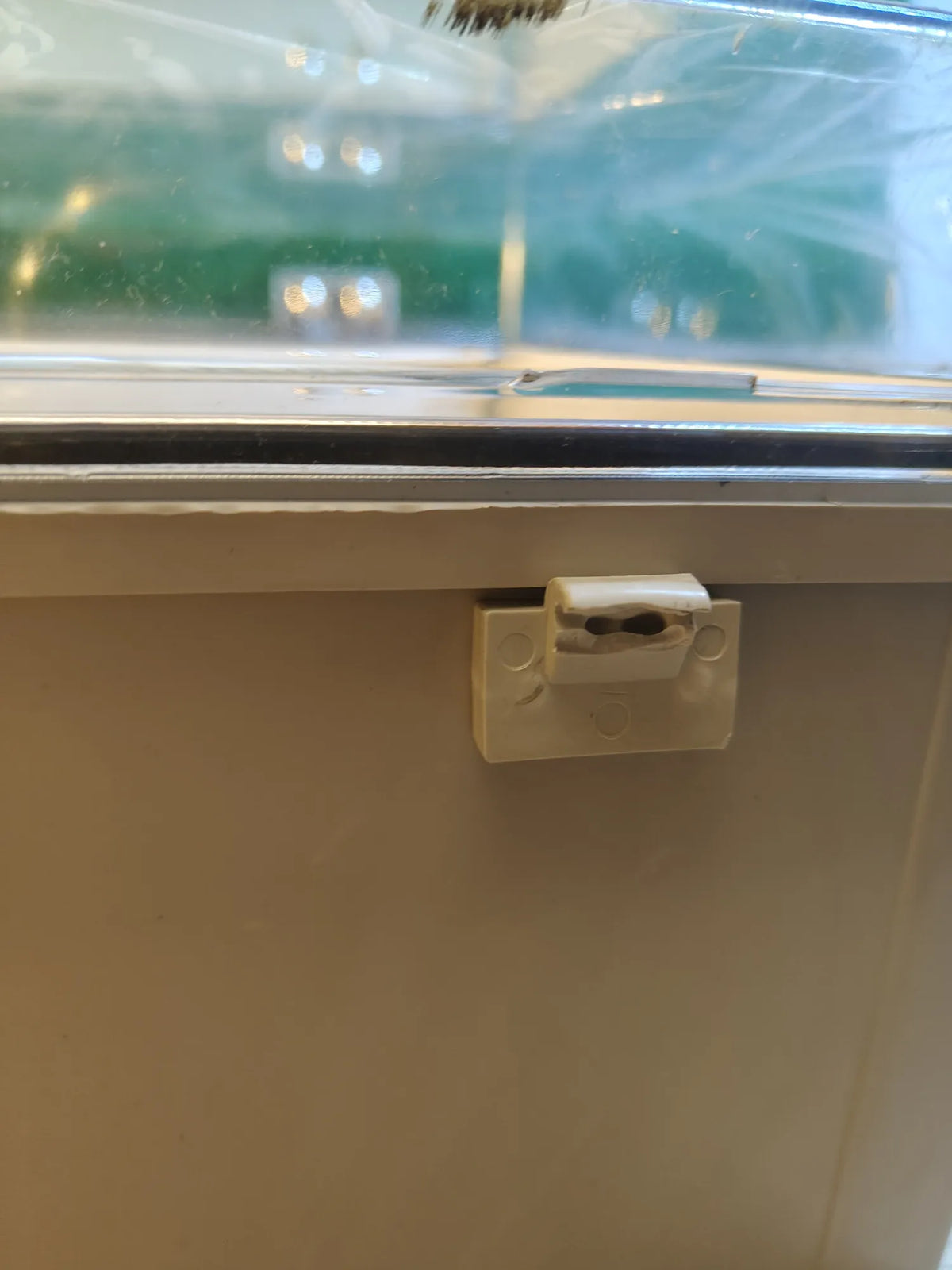 Caja de Conexiones de Plástico Transparente