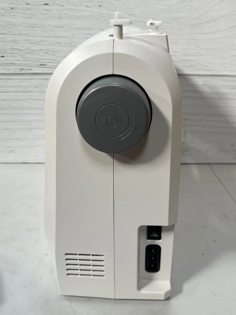Máquina de Coser para Principiantes BelleCouture 1500 Elite