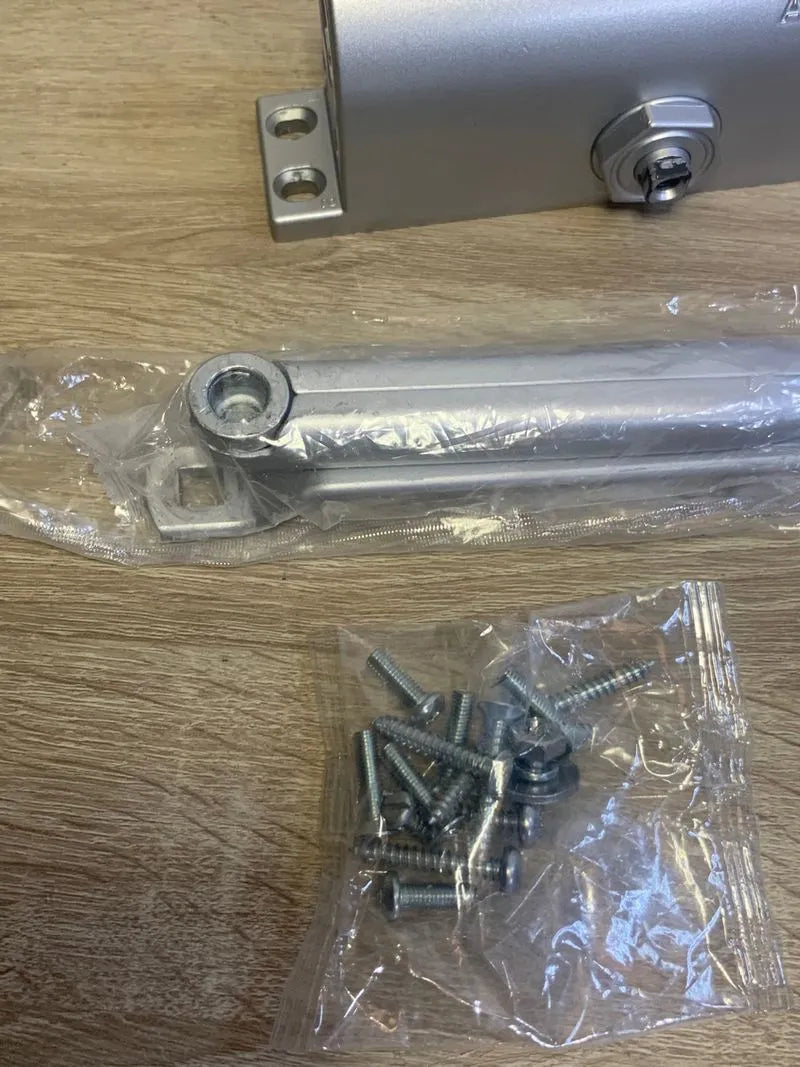 Cierrapuertas Brazo Articulado Tesa Assa Abloy