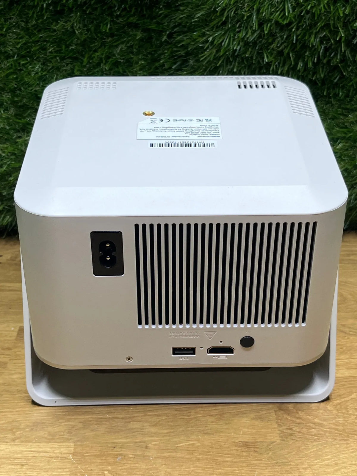 Mini Proyector 4K Soporte MAGCUBIC