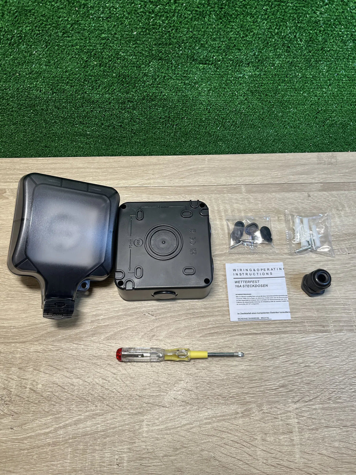 Toma exterior IP66 impermeable