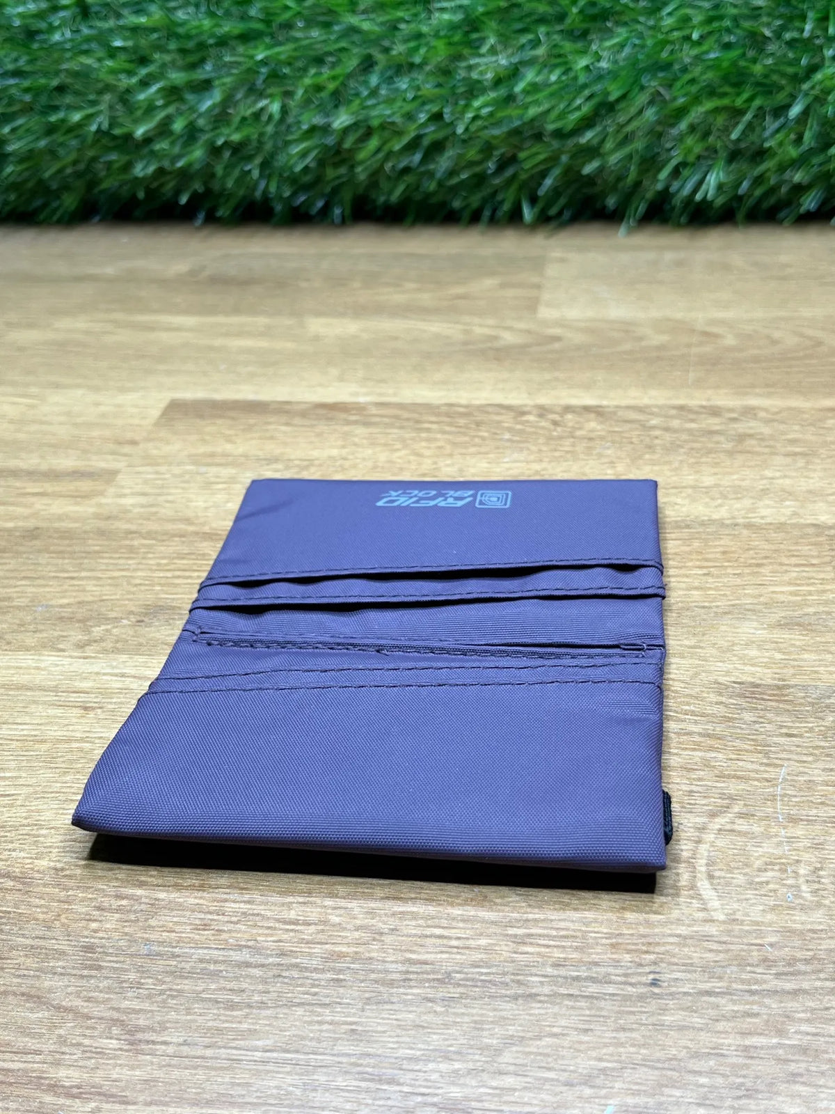 Funda plegable con protección RFID
