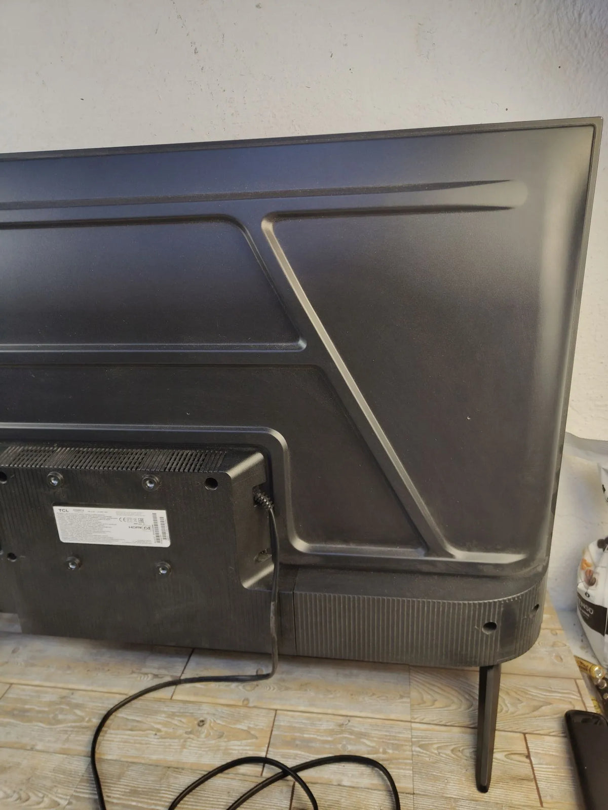 Televisión Smart TV 40" - TCL