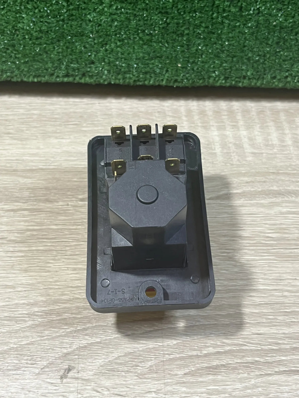 Interruptor electromagnético NOVFDLOP KJD18