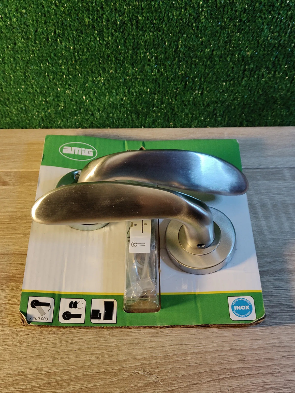 Juego de Manillas con Roseta Interior Amig
