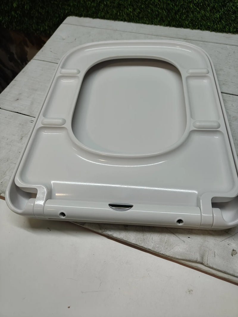 Tapa de baño universal cuadrada - Grifema