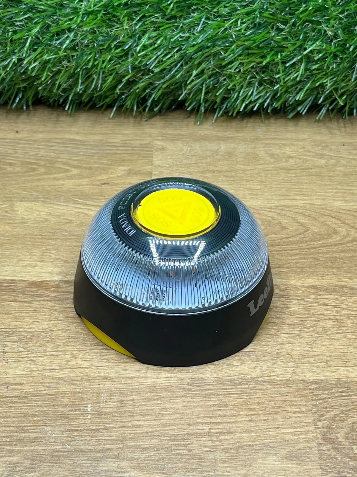 Baliza V16 Homologada DGT con Geolocalizador