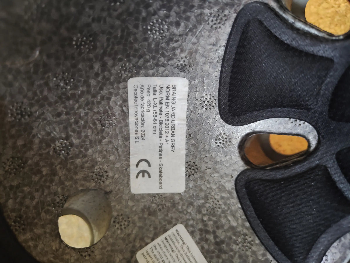 Cecotec Casco Urbano y Montaña para Bicicletas L-XL  Gris Cecotec