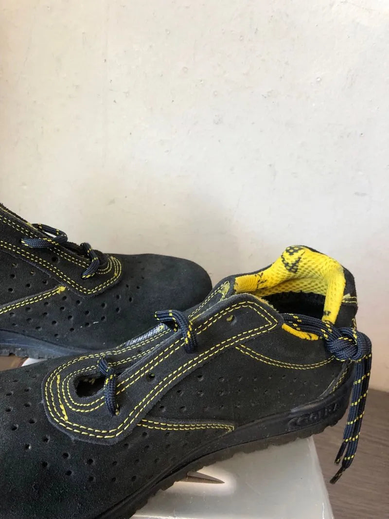 Zapatillas de Seguridad Cofra