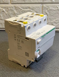Disyuntor de Corriente Residual Schneider