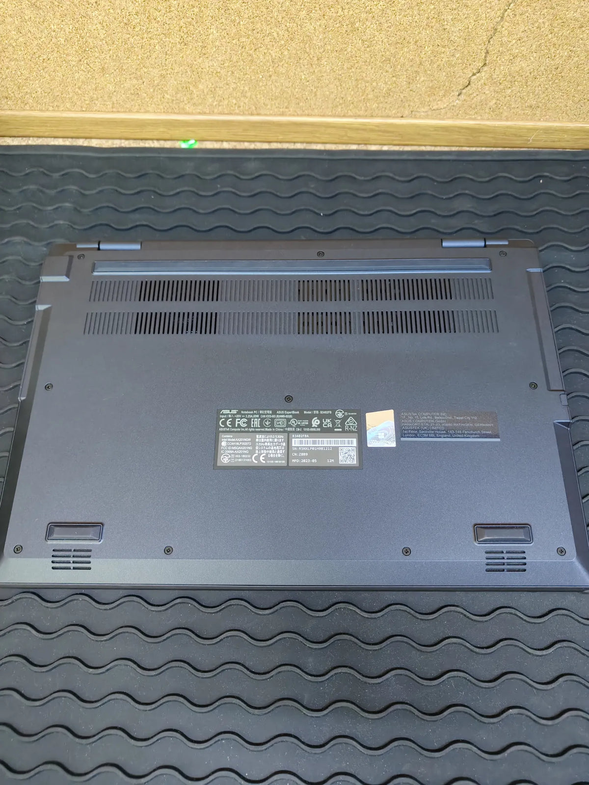 Ordenador portátil convertible Asus