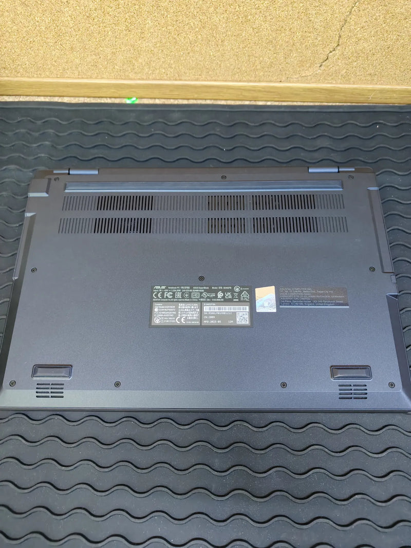 Ordenador portátil convertible Asus