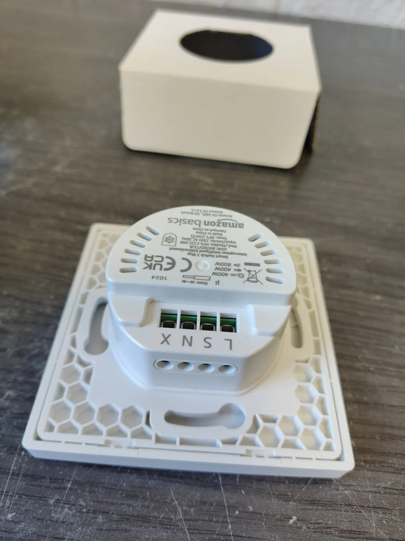 Interruptor inteligente - AmazonBasics
