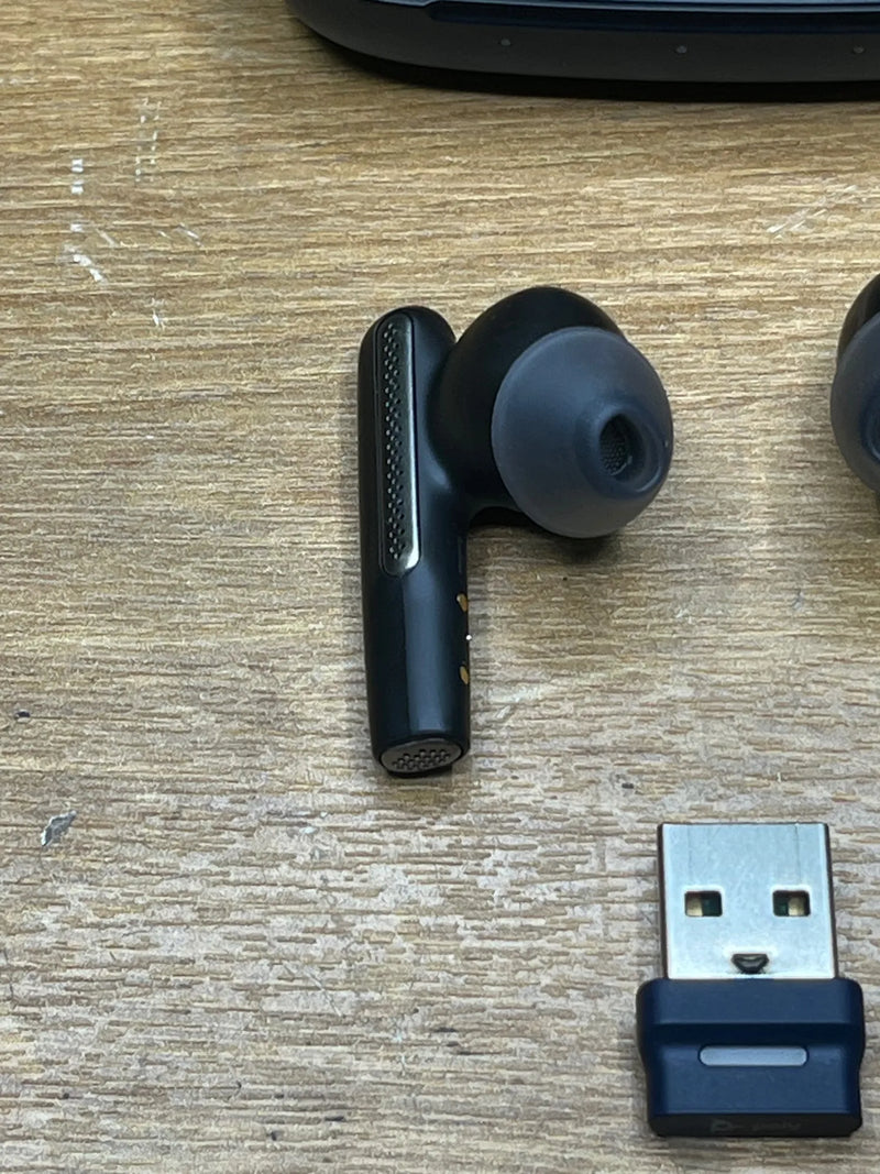 Auriculares Voyager Free 60 UC de Poly