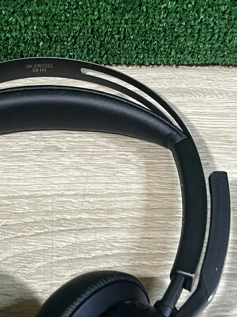Auriculares Poly Voyager Focus 2