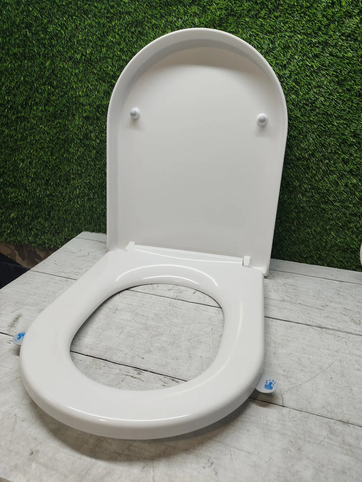 Asiento de inodoro universal con cierre suave - Yeaupe