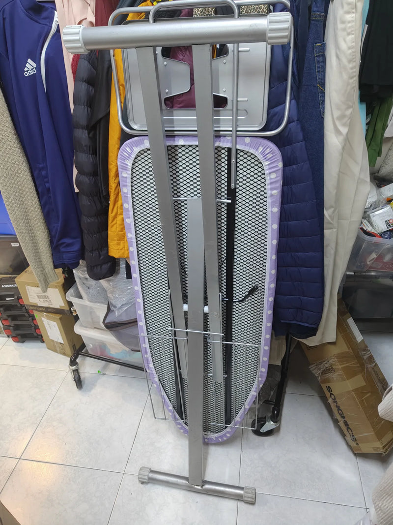 Tabla de planchar completa