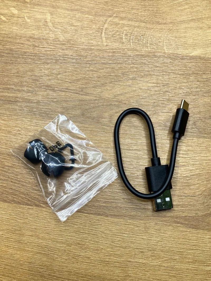 Auriculares y Estuche portátil Nokia