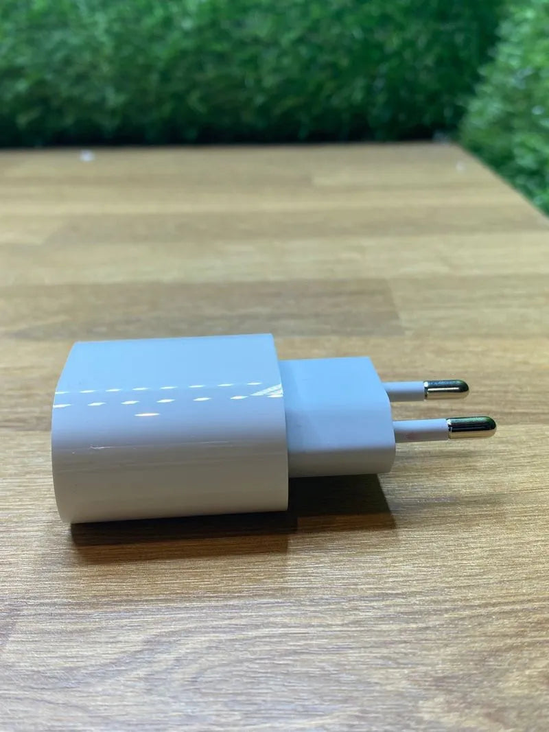 Apple Adaptador USB-C 20 W