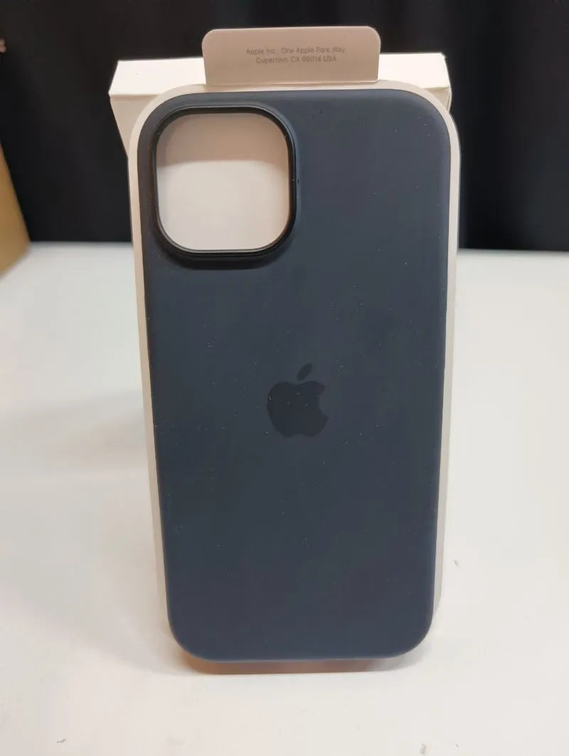 Funda de iPhone 15 negro