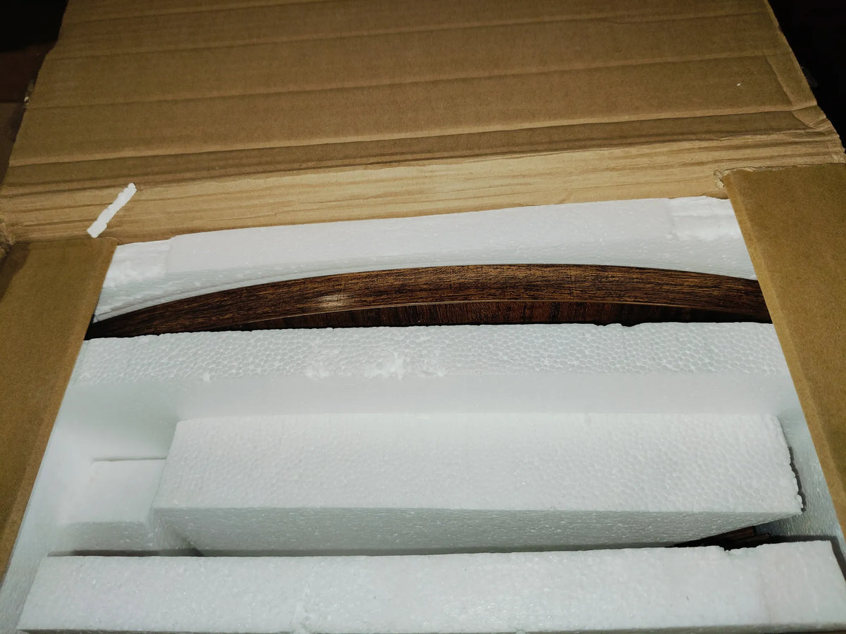Mesa auxiliar alta de madera