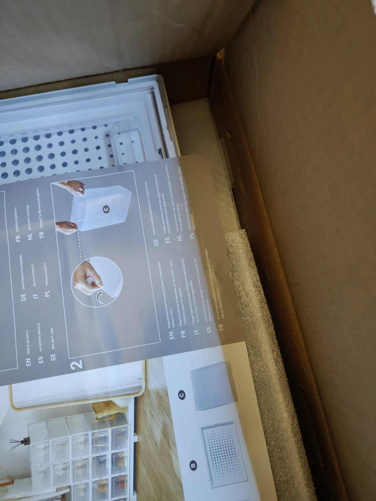 Caja de zapatos transparente