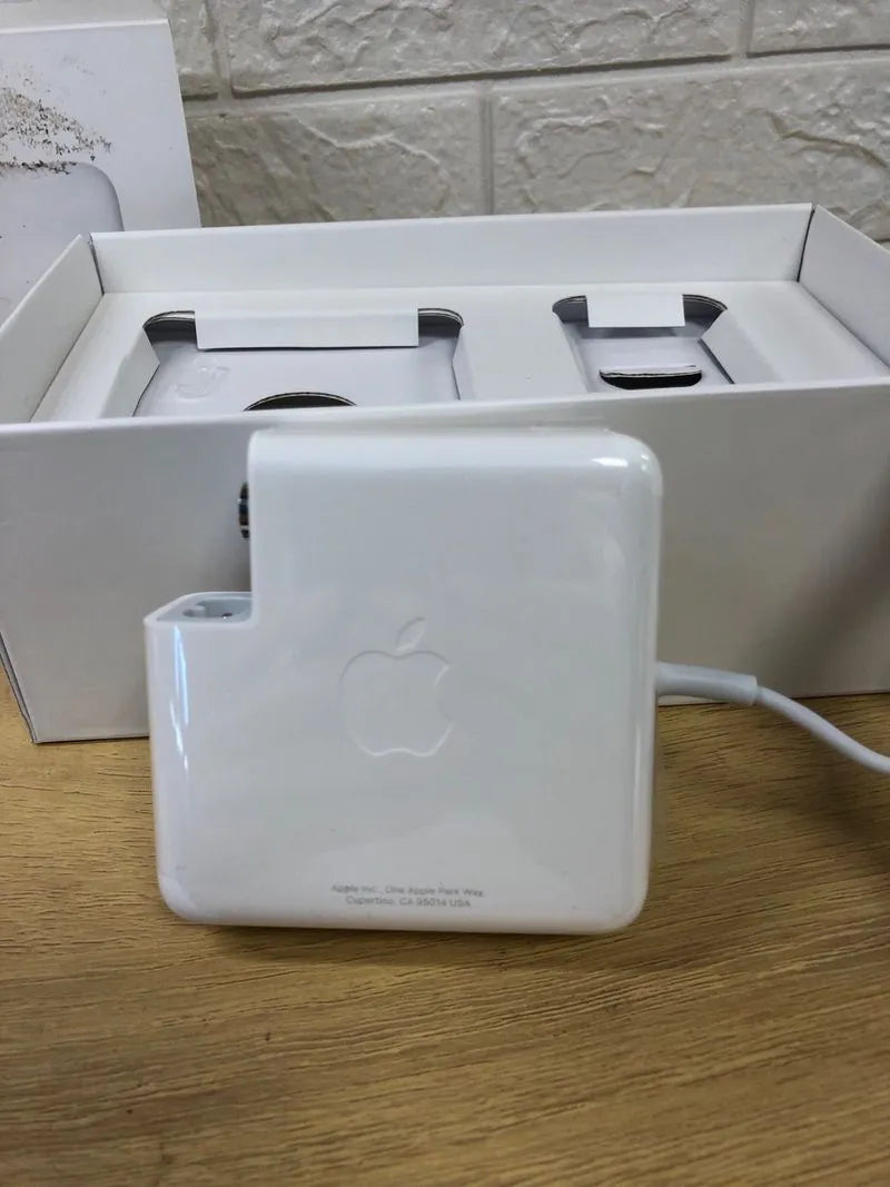 Adaptador de Corriente - Apple