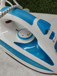 Plancha de ropa profesional - Russell hobbs