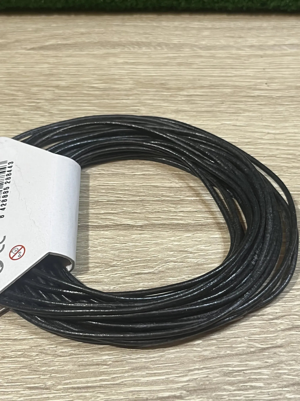 CORDÓN DE Cuero Negro 2 MM x 5 M INNSPIRO