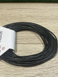 CORDÓN DE Cuero Negro 2 MM x 5 M INNSPIRO