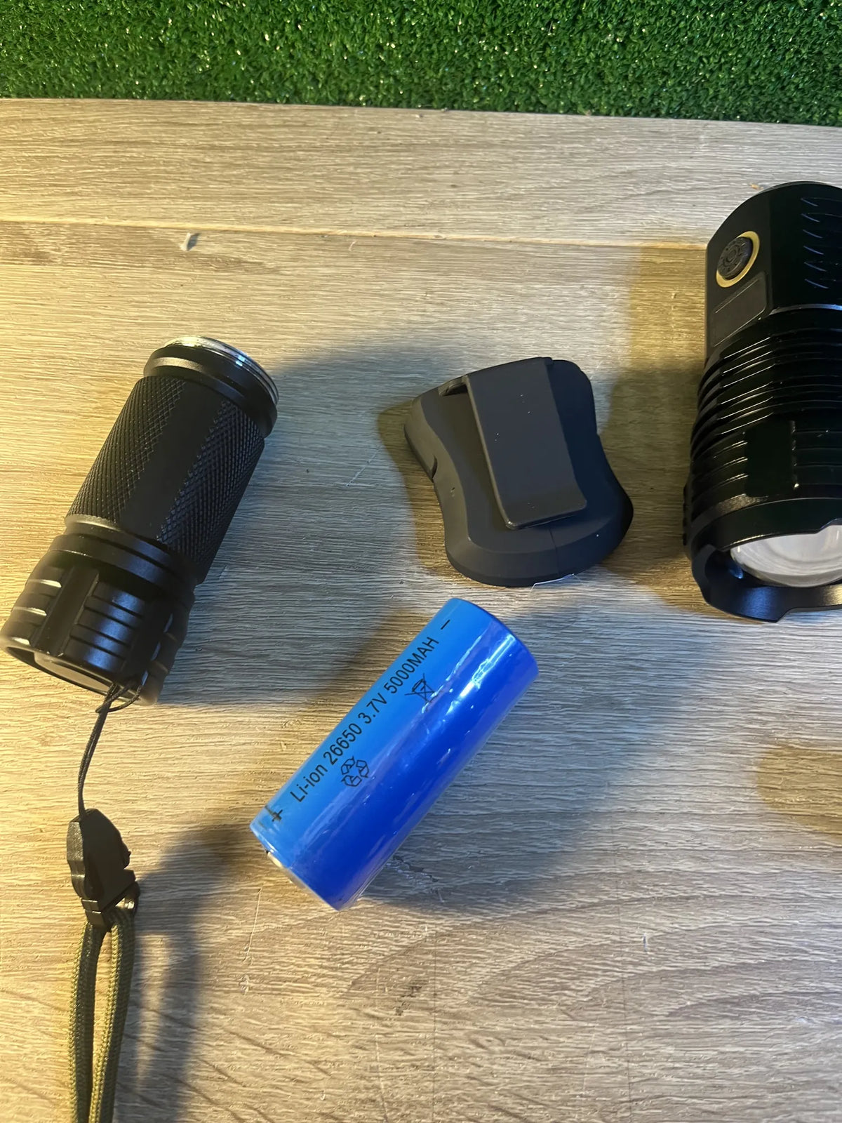 Linterna LED Ultra Potente Maxesla