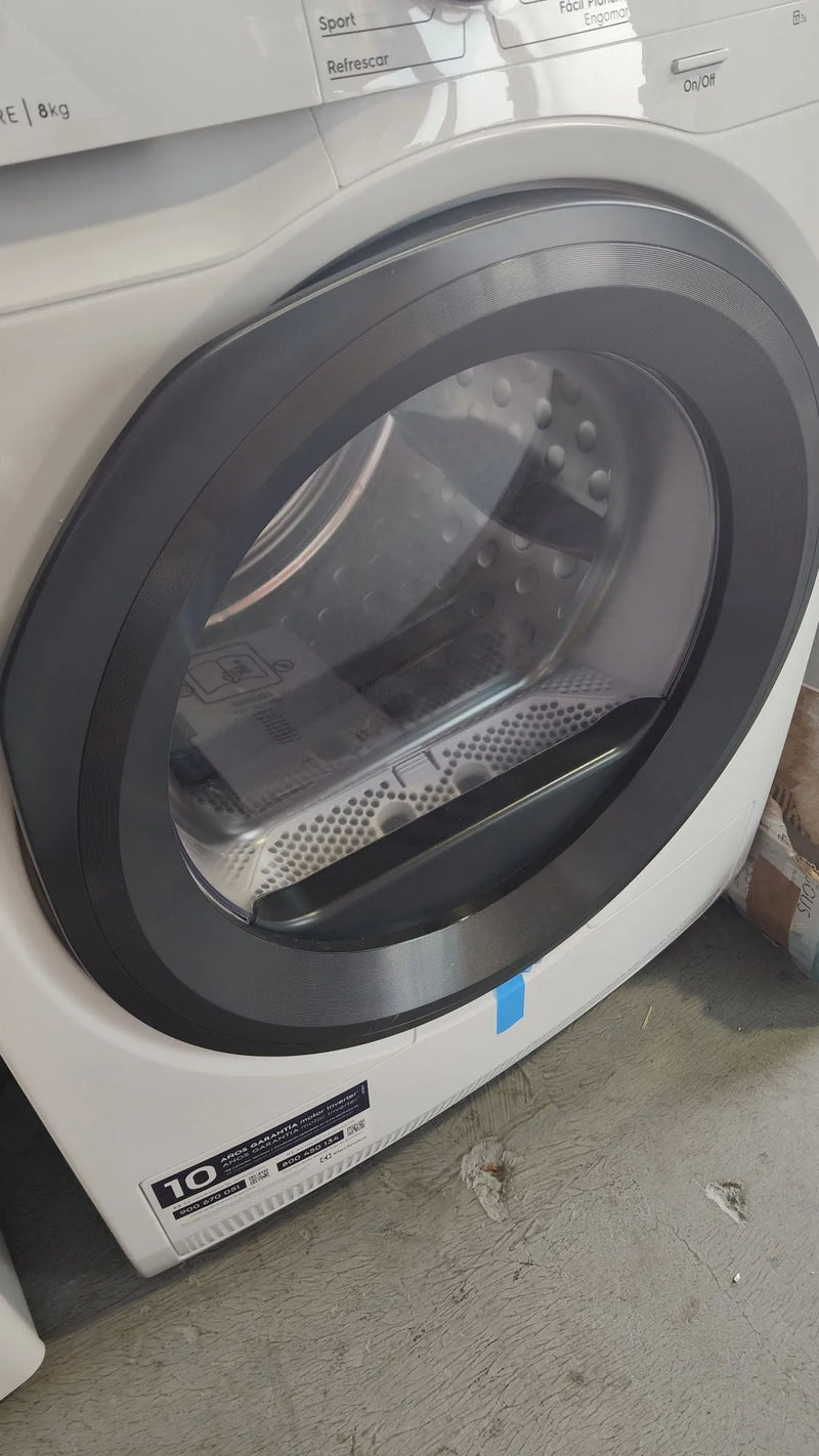 Secadora con Bomba de calor EDI618A5BO, Seca 8 Kg